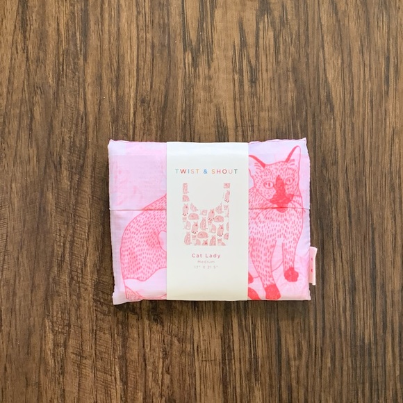 Francesca’s collections twist & shout cat lady reusable tote - Picture 3 of 11